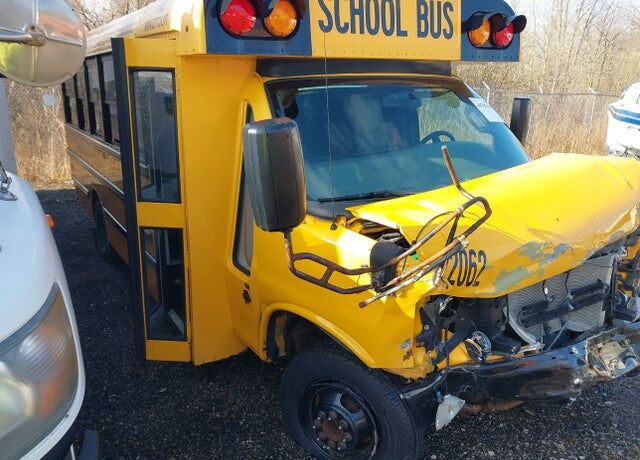 2020 CHEVROLET Express