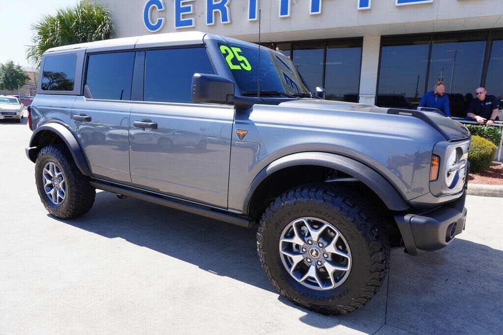 2025 FORD Bronco