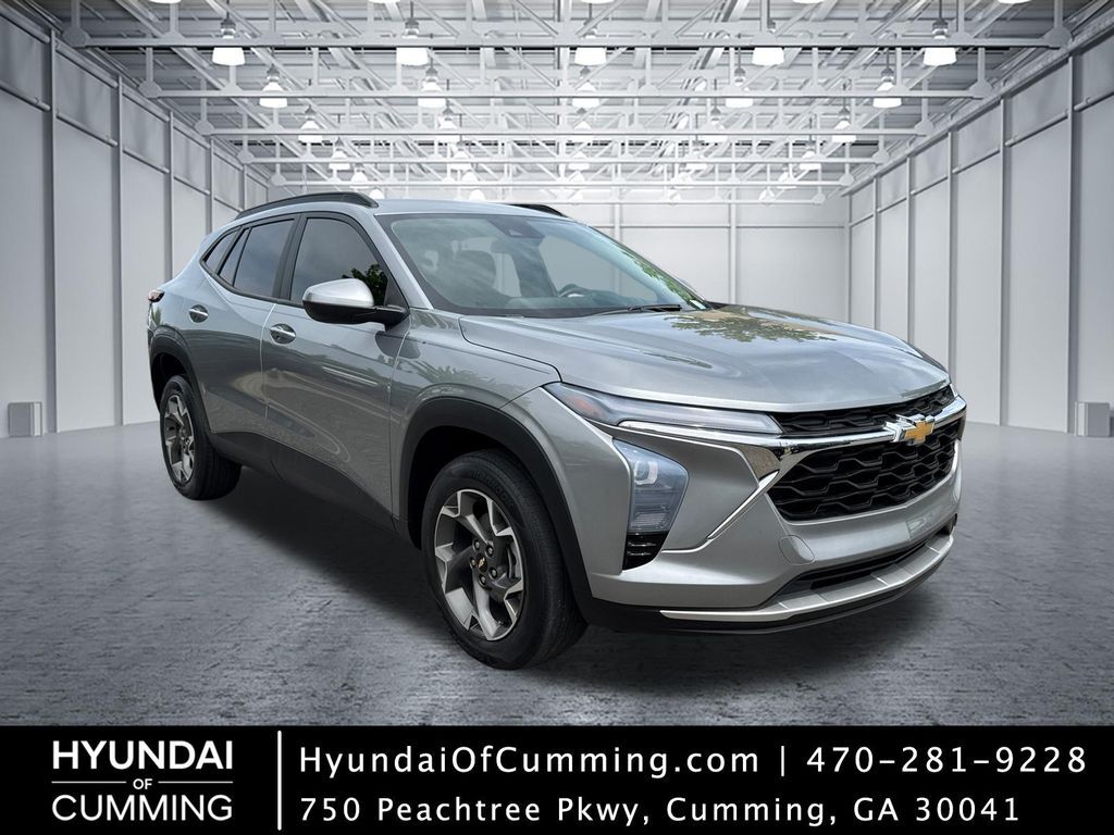 2024 CHEVROLET Trax
