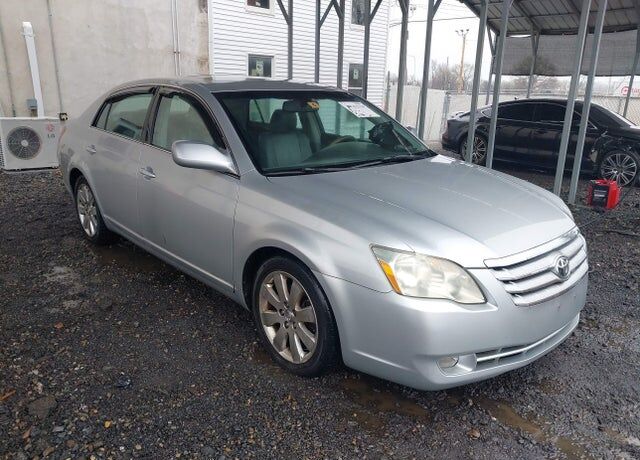 2006 TOYOTA Avalon