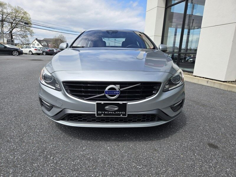 2017 VOLVO S60