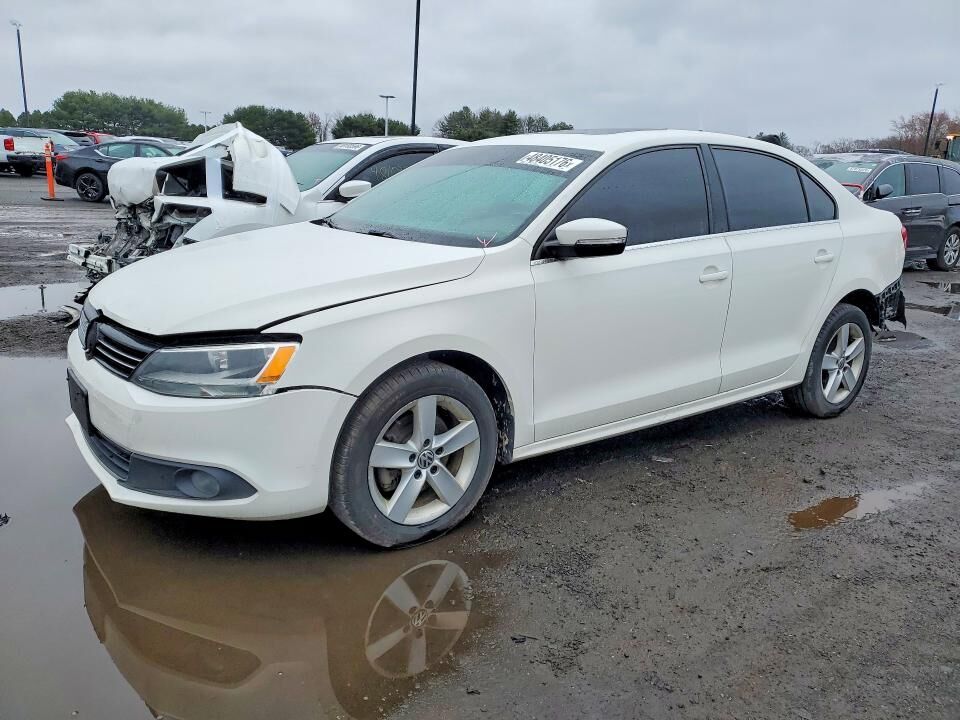 2012 VOLKSWAGEN Jetta