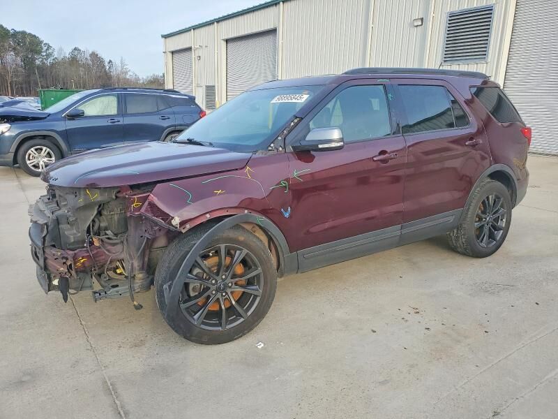 2018 FORD Explorer