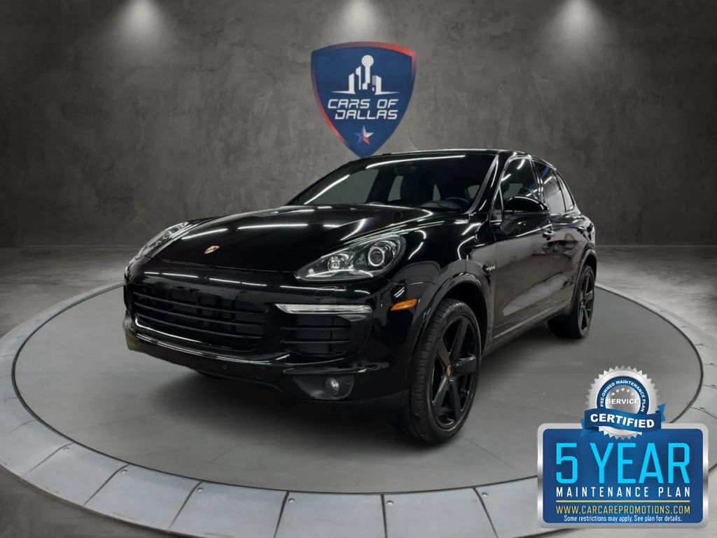 2017 PORSCHE Cayenne