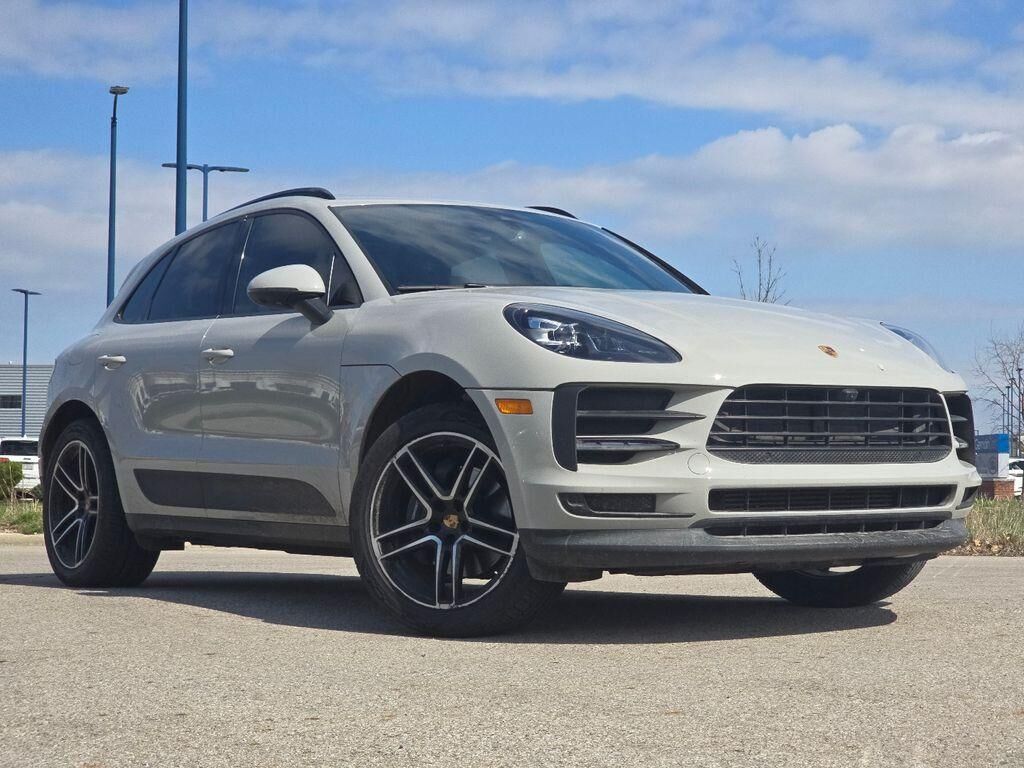 2021 PORSCHE Macan