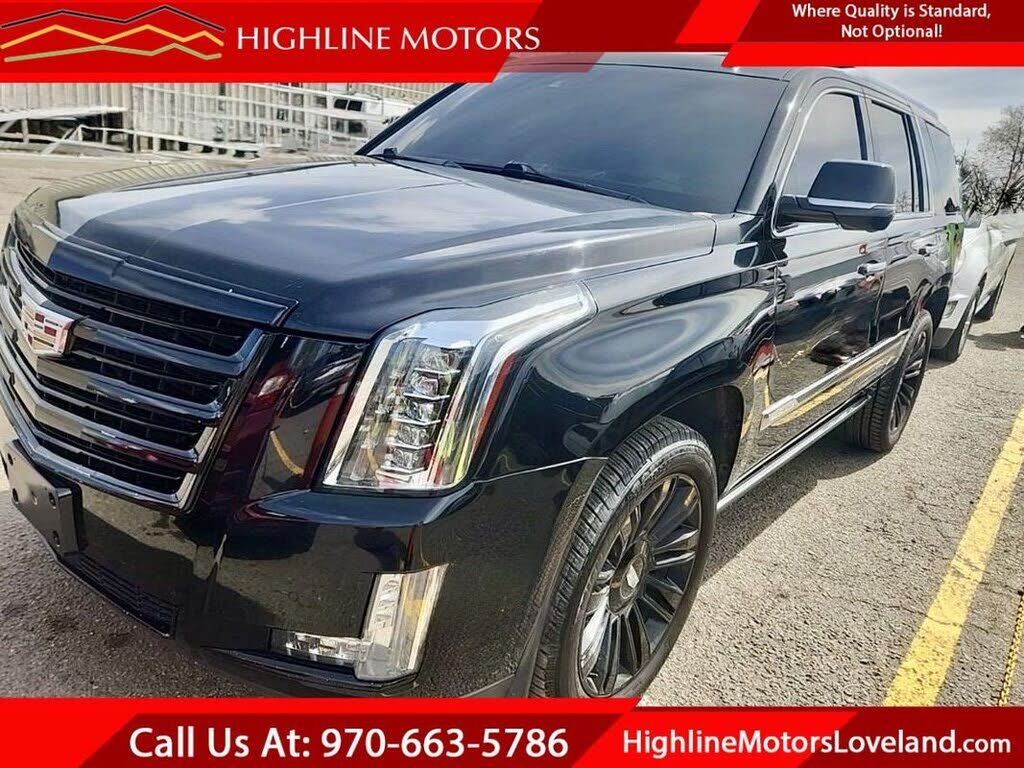 2017 CADILLAC Escalade
