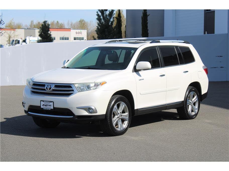 2013 TOYOTA Highlander