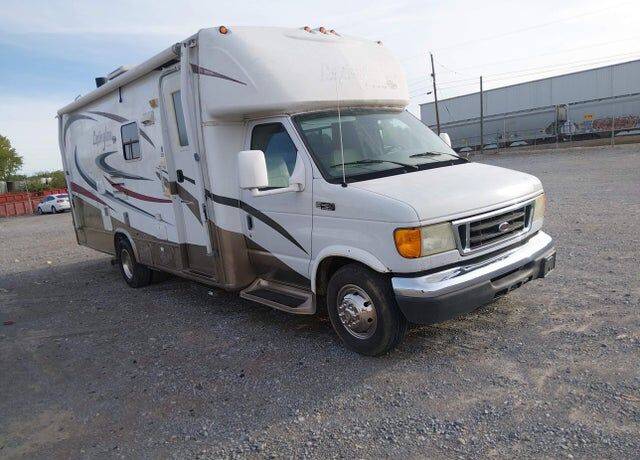 2005 FORD E-450