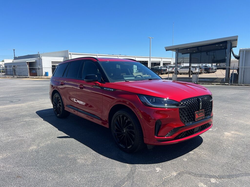 2026 LINCOLN Aviator