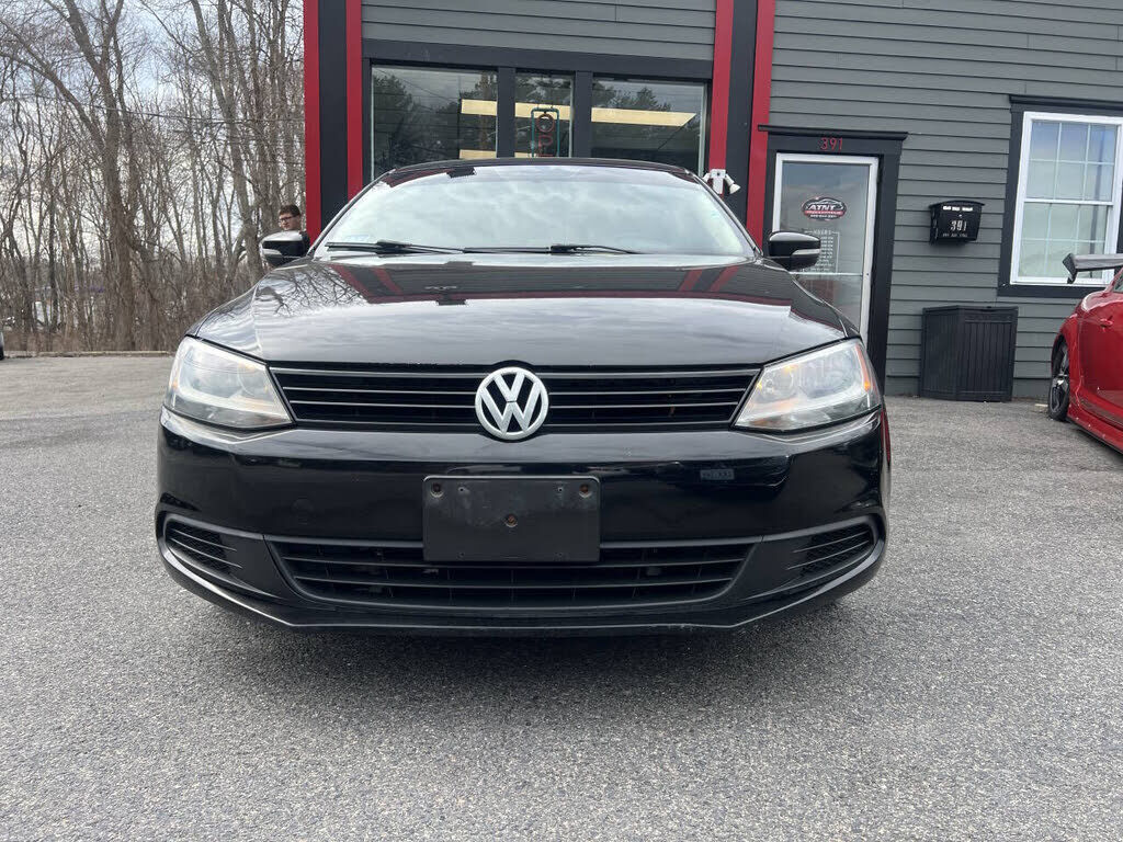 2012 VOLKSWAGEN Jetta