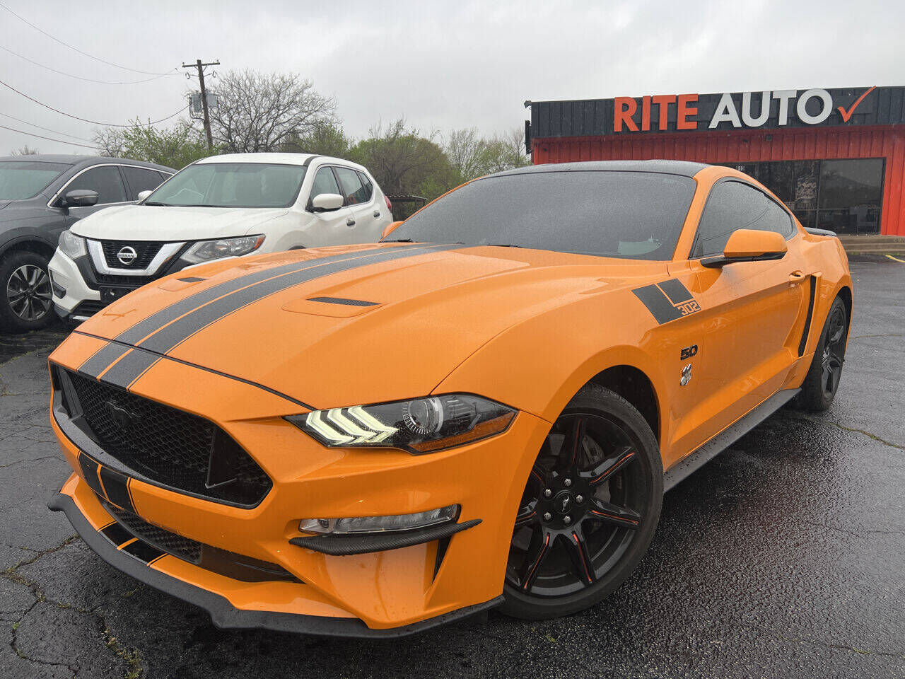 2019 FORD Mustang