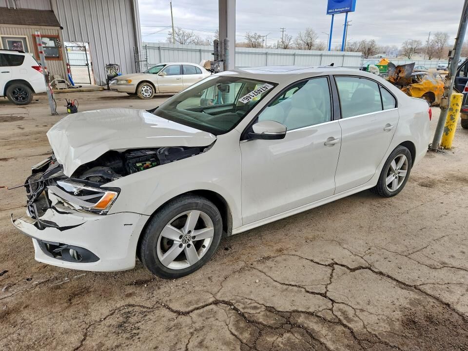 2012 VOLKSWAGEN Jetta
