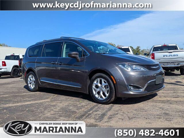 2020 CHRYSLER Pacifica