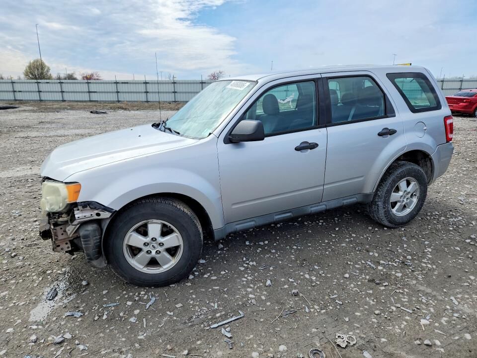 2010 FORD Escape