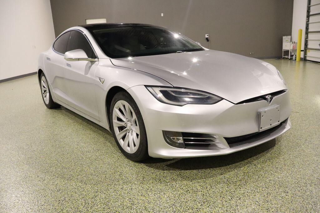 2018 TESLA Model S