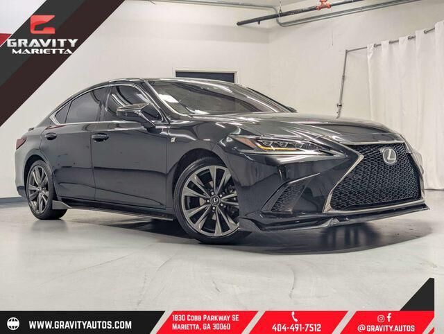 2019 LEXUS ES