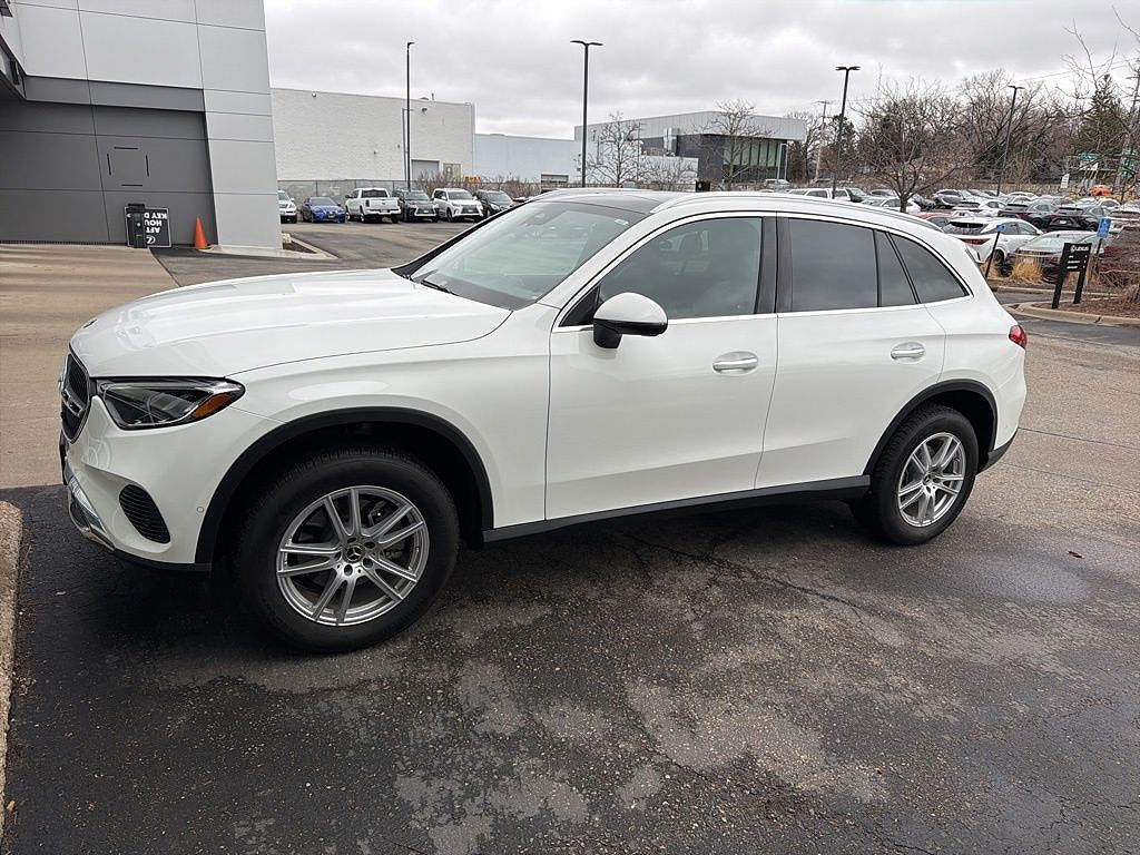 2023 MERCEDES-BENZ GLC-Class