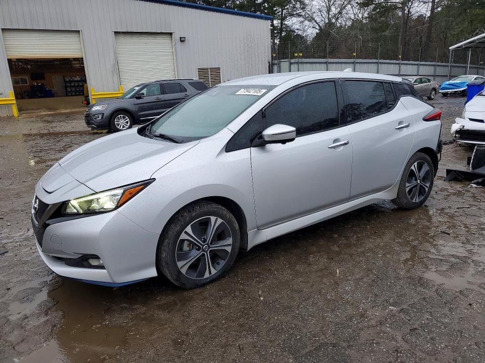 2020 NISSAN Leaf