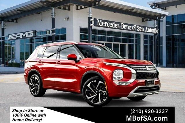 2024 MITSUBISHI Outlander