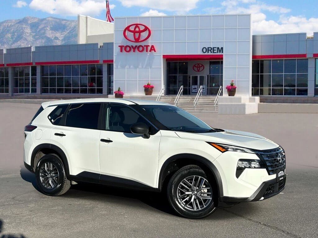 2024 NISSAN Rogue