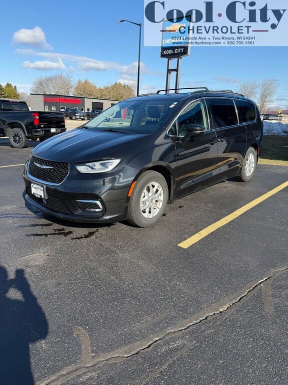 2022 CHRYSLER Pacifica