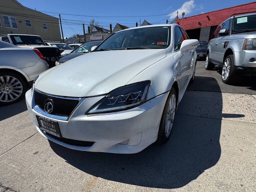 2010 LEXUS IS