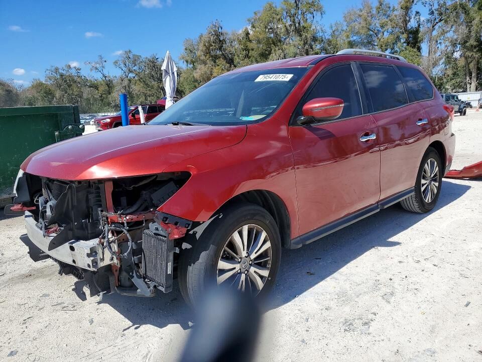 2017 NISSAN Pathfinder