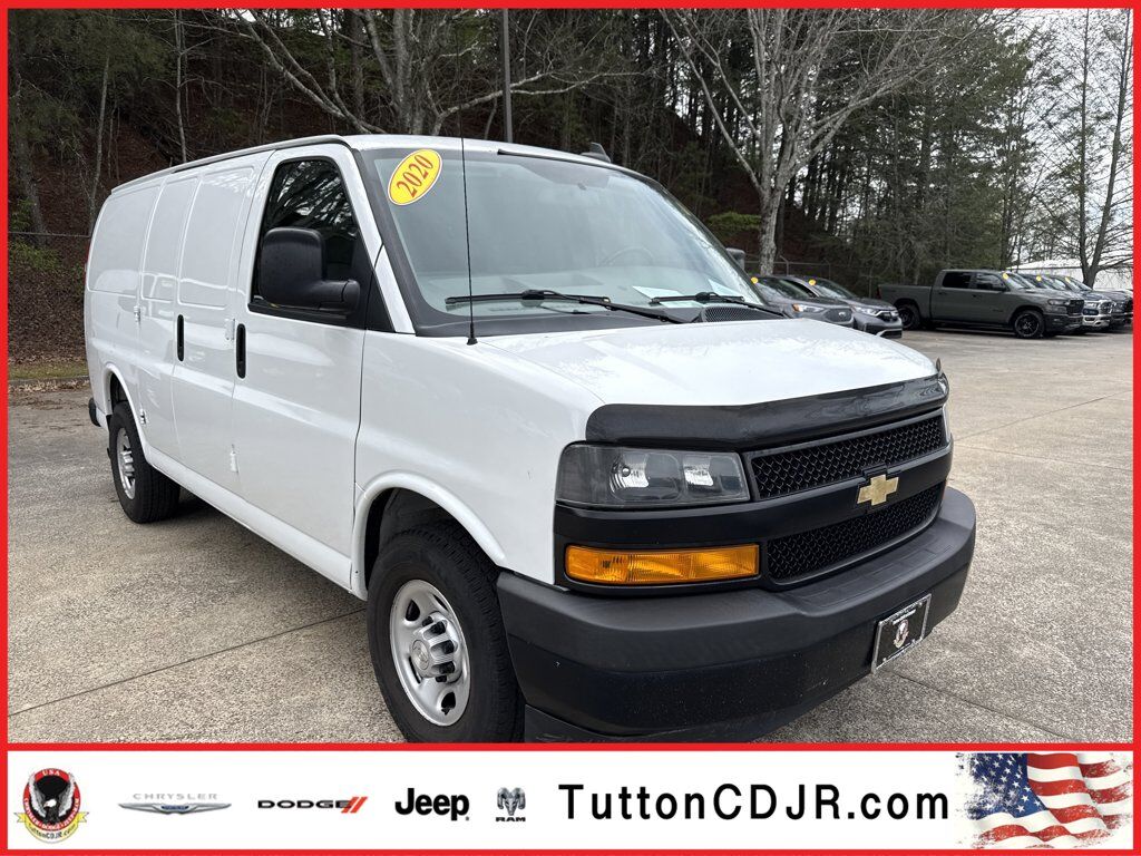 2020 CHEVROLET Express