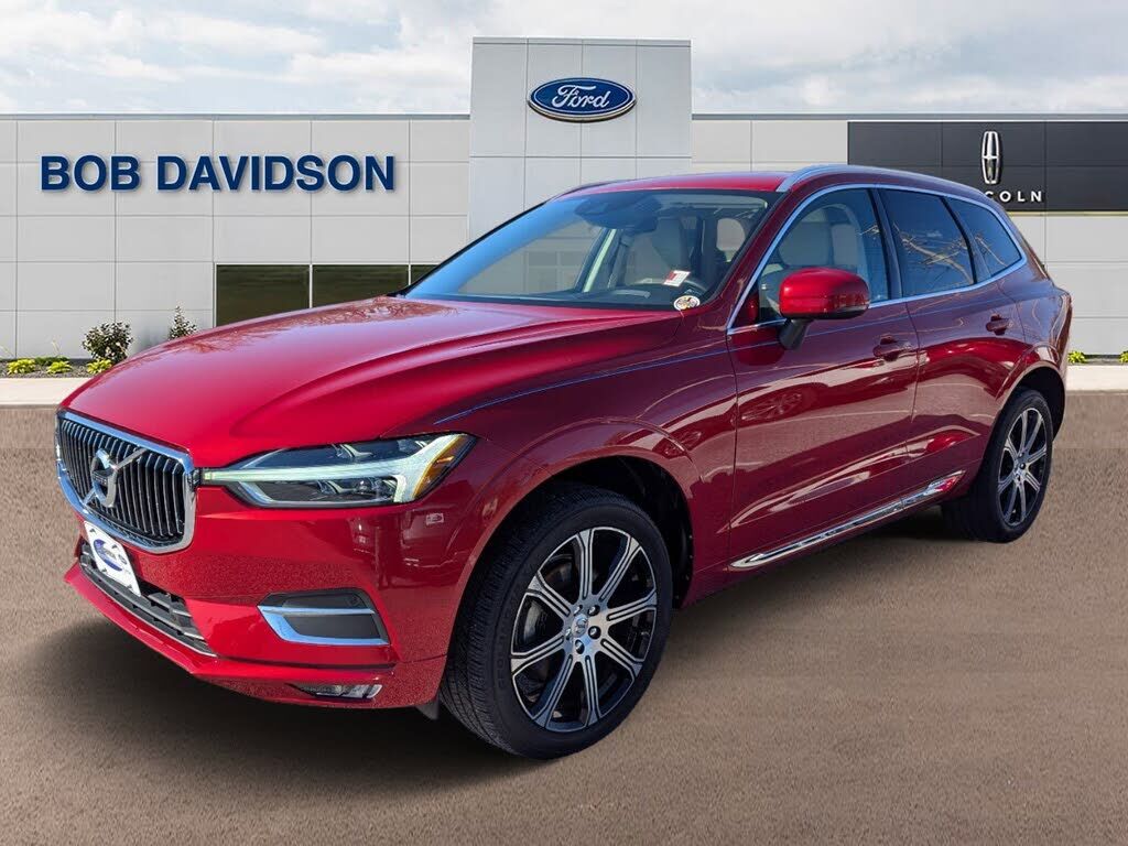 2020 VOLVO XC60