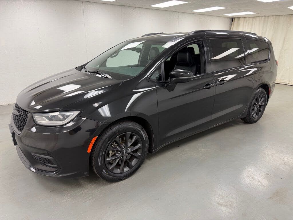 2021 CHRYSLER Pacifica