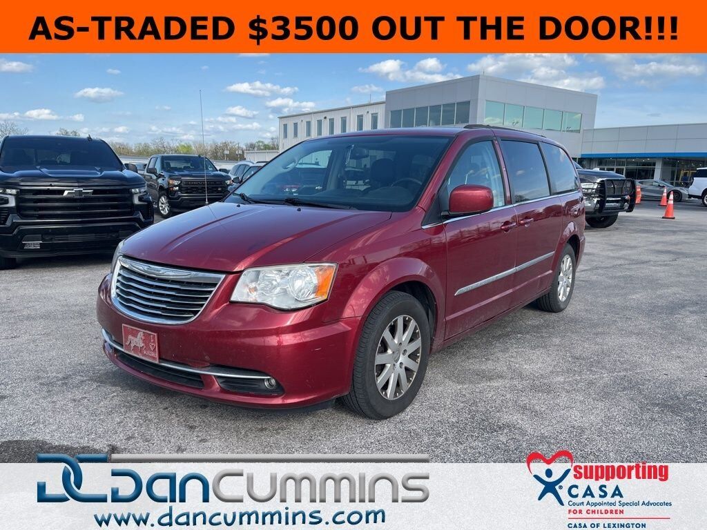 2015 CHRYSLER Town and Country