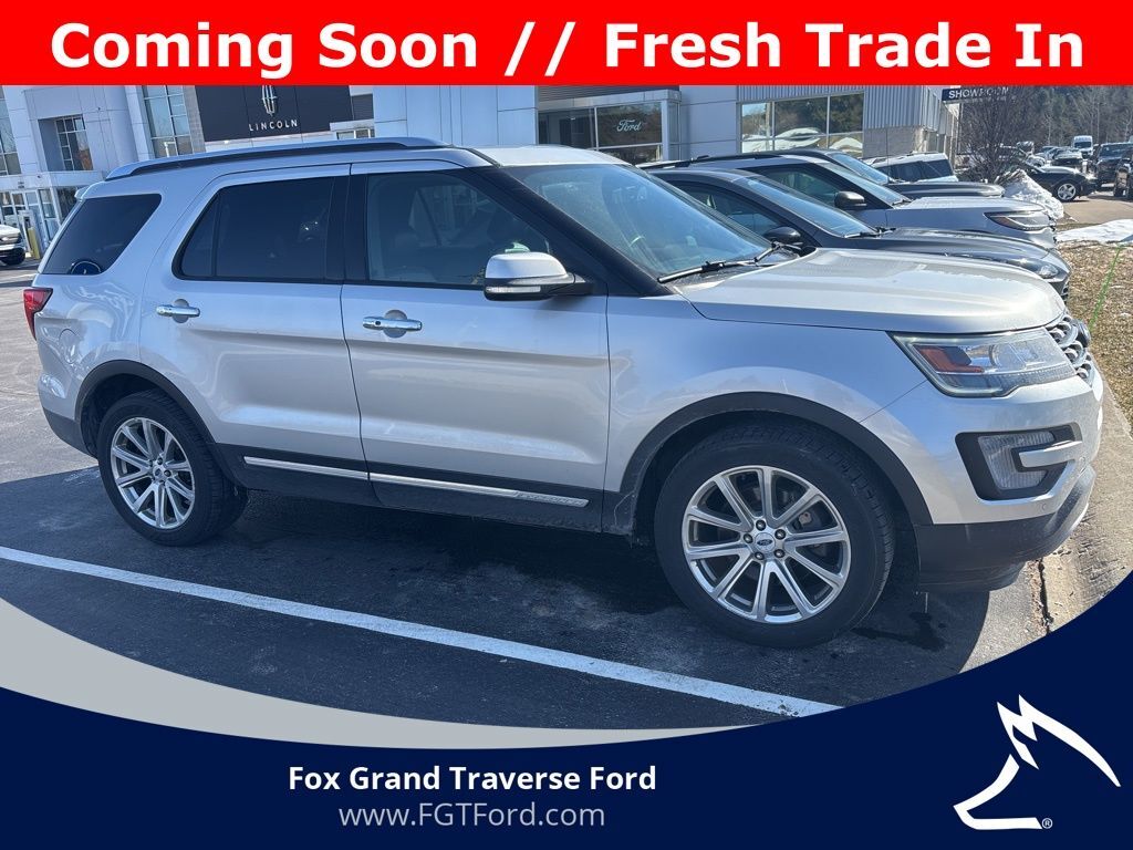 2017 FORD Explorer