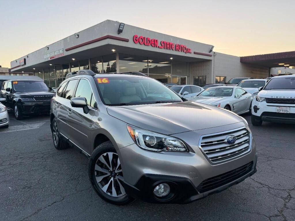2016 SUBARU Outback