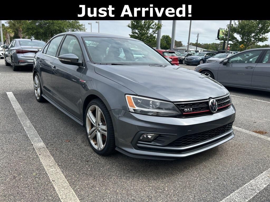 2016 VOLKSWAGEN Jetta