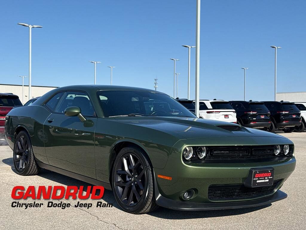 2021 DODGE Challenger