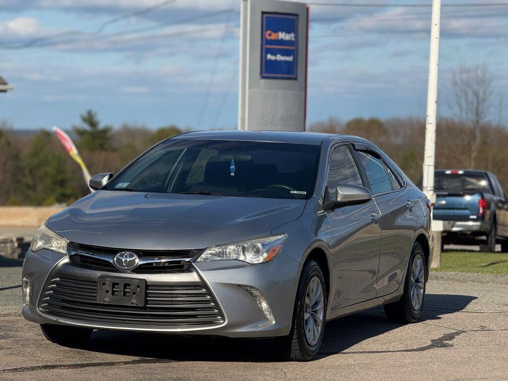 2017 TOYOTA Camry