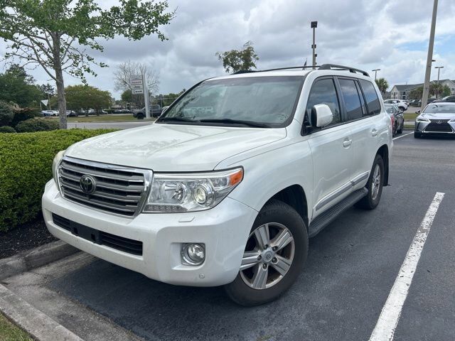 2013 TOYOTA Land Cruiser