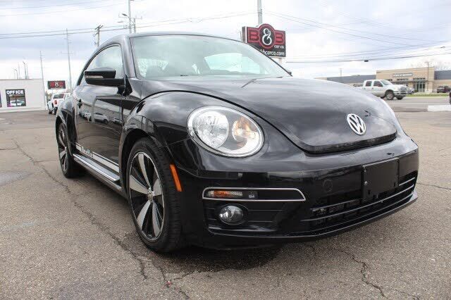 2014 VOLKSWAGEN Beetle