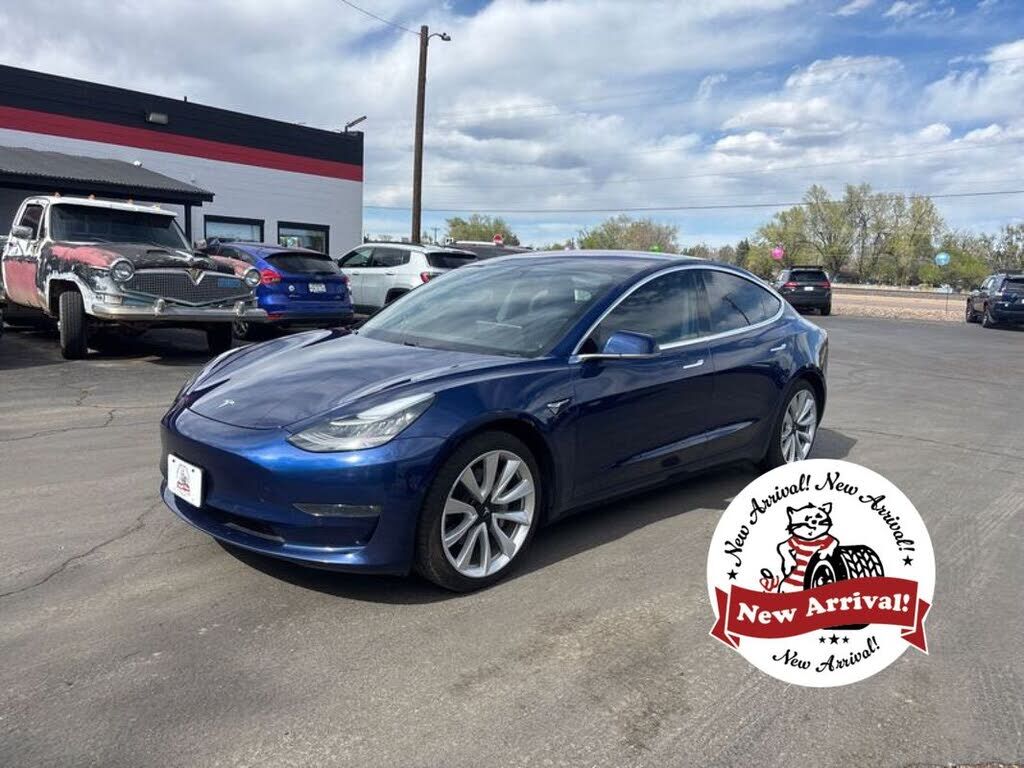 2018 TESLA Model 3