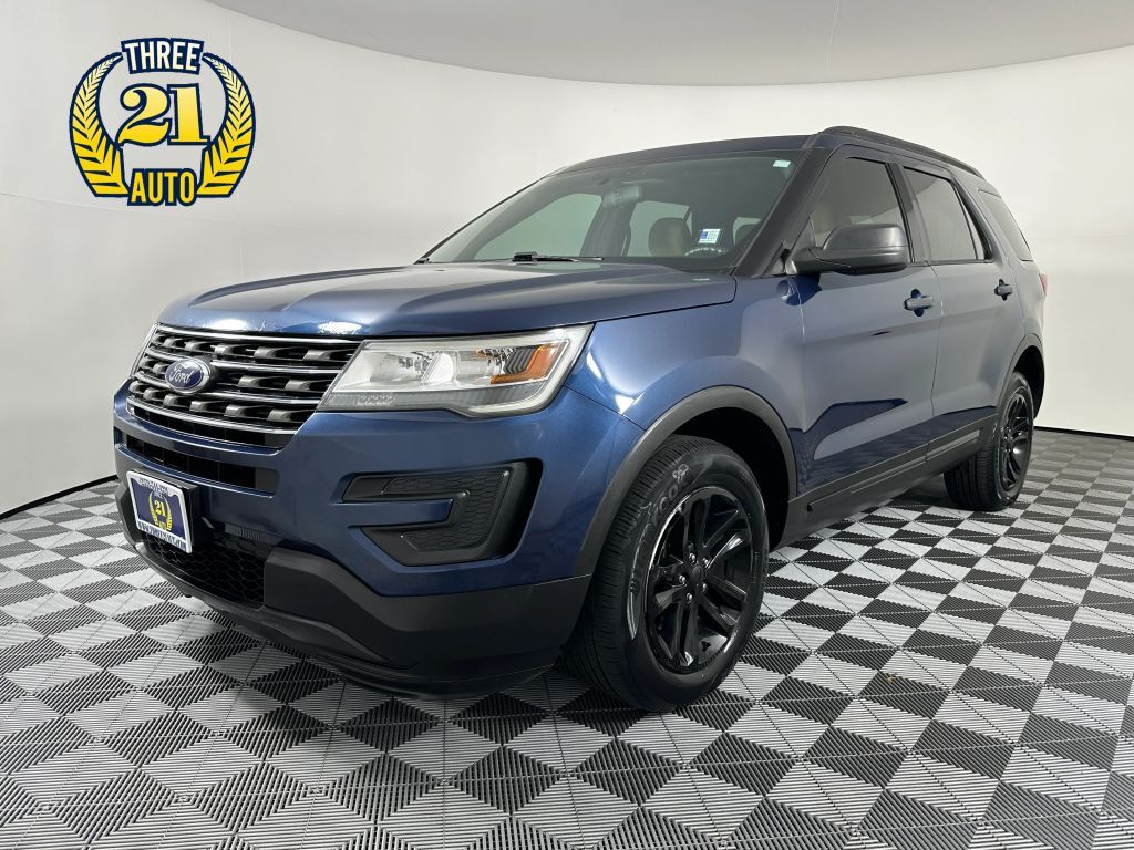 2017 FORD Explorer