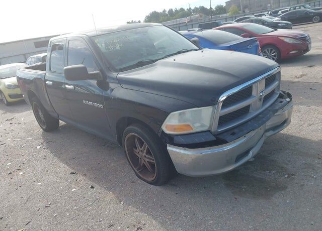 2012 DODGE Ram