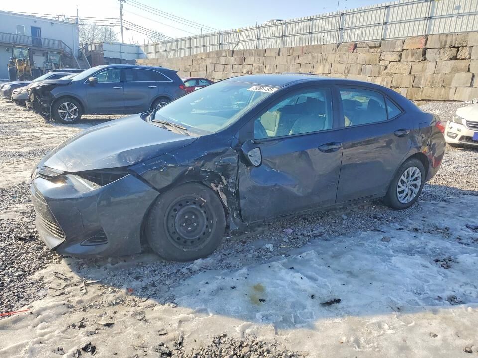 2018 TOYOTA Corolla