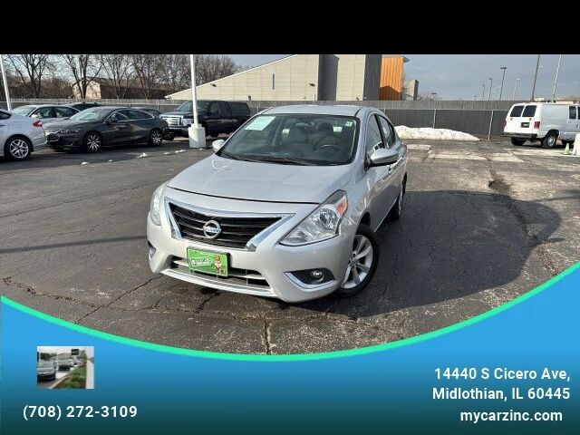 2016 NISSAN Versa
