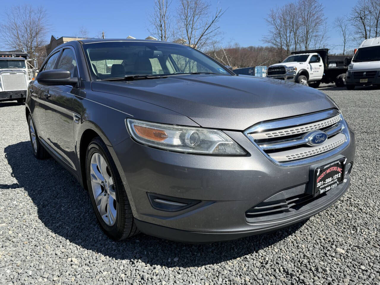 2012 FORD Taurus