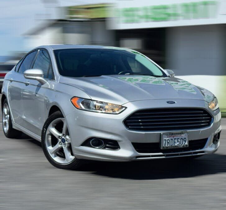 2015 FORD Fusion