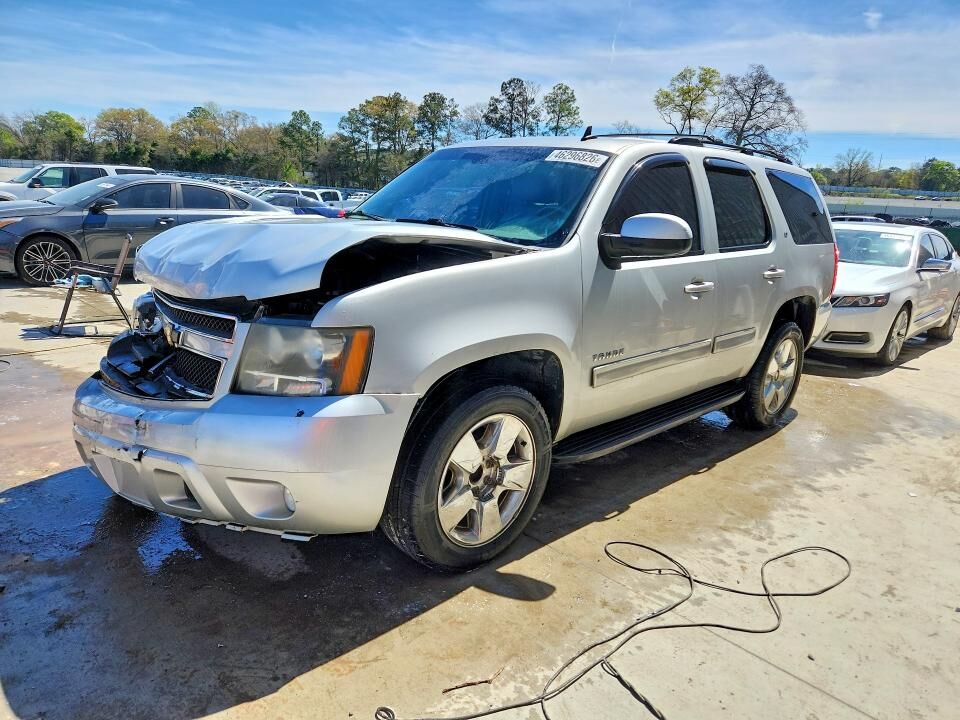 2011 CHEVROLET Tahoe