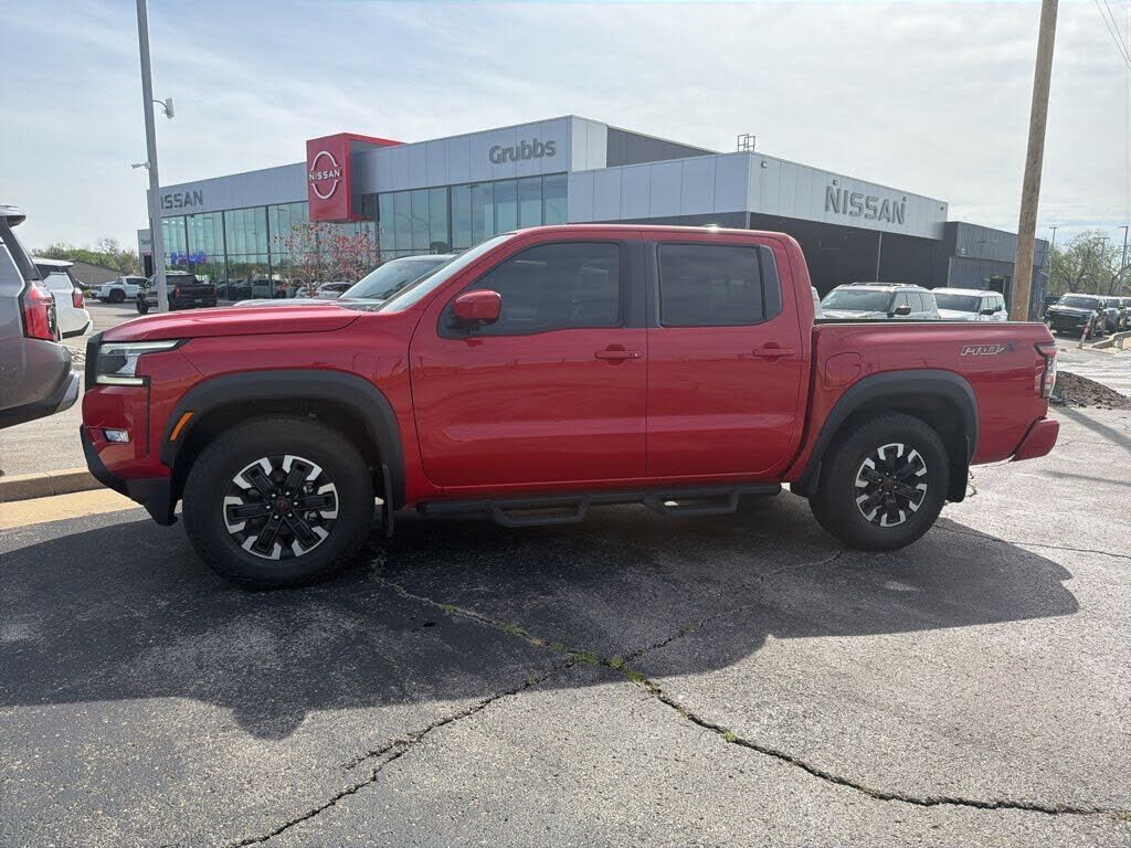 2024 NISSAN Frontier