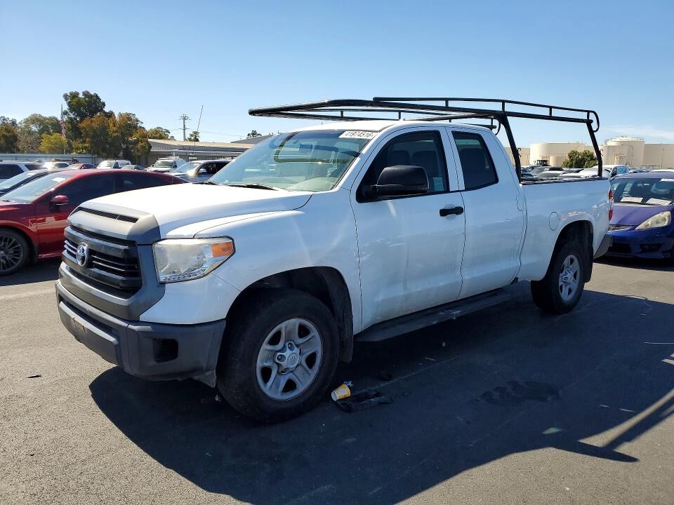 2017 TOYOTA Tundra