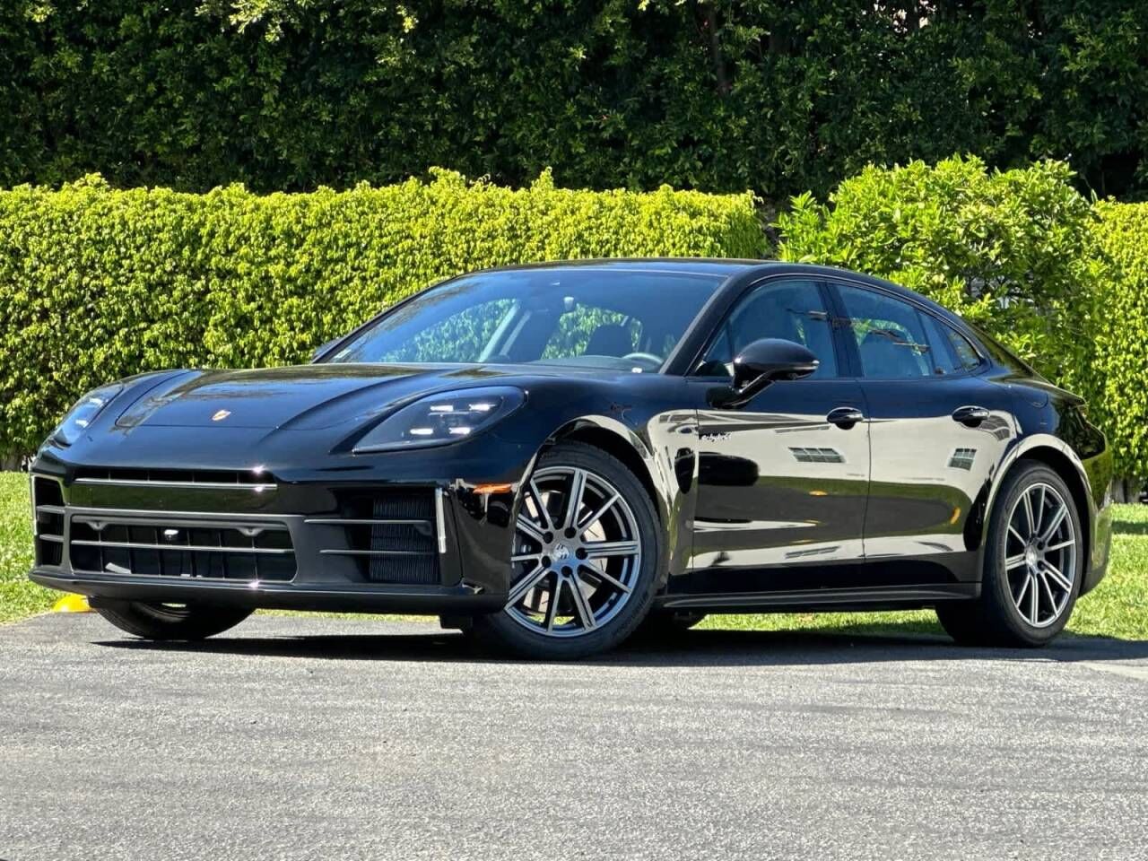 2026 PORSCHE Panamera