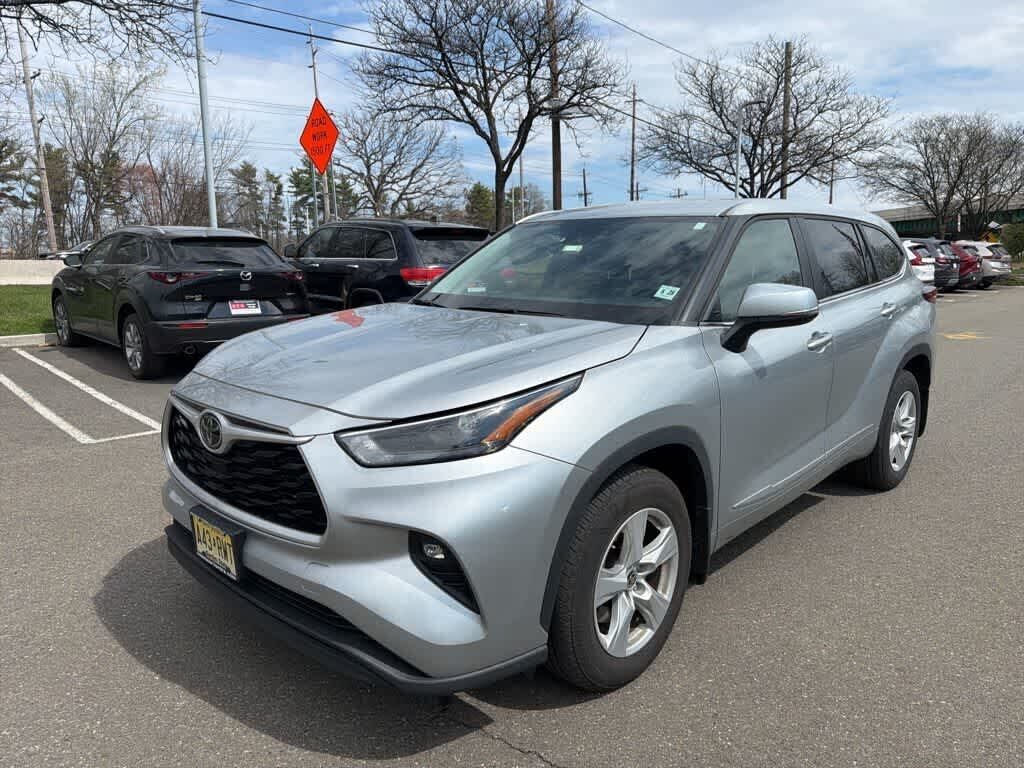 2023 TOYOTA Highlander